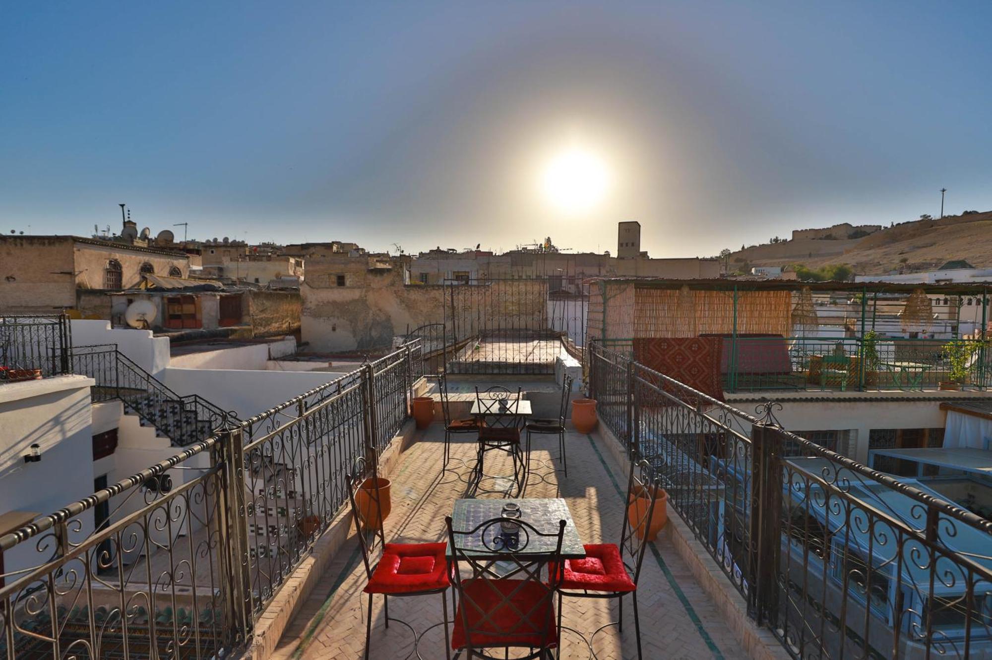 Riad Qamar Fez Luaran gambar