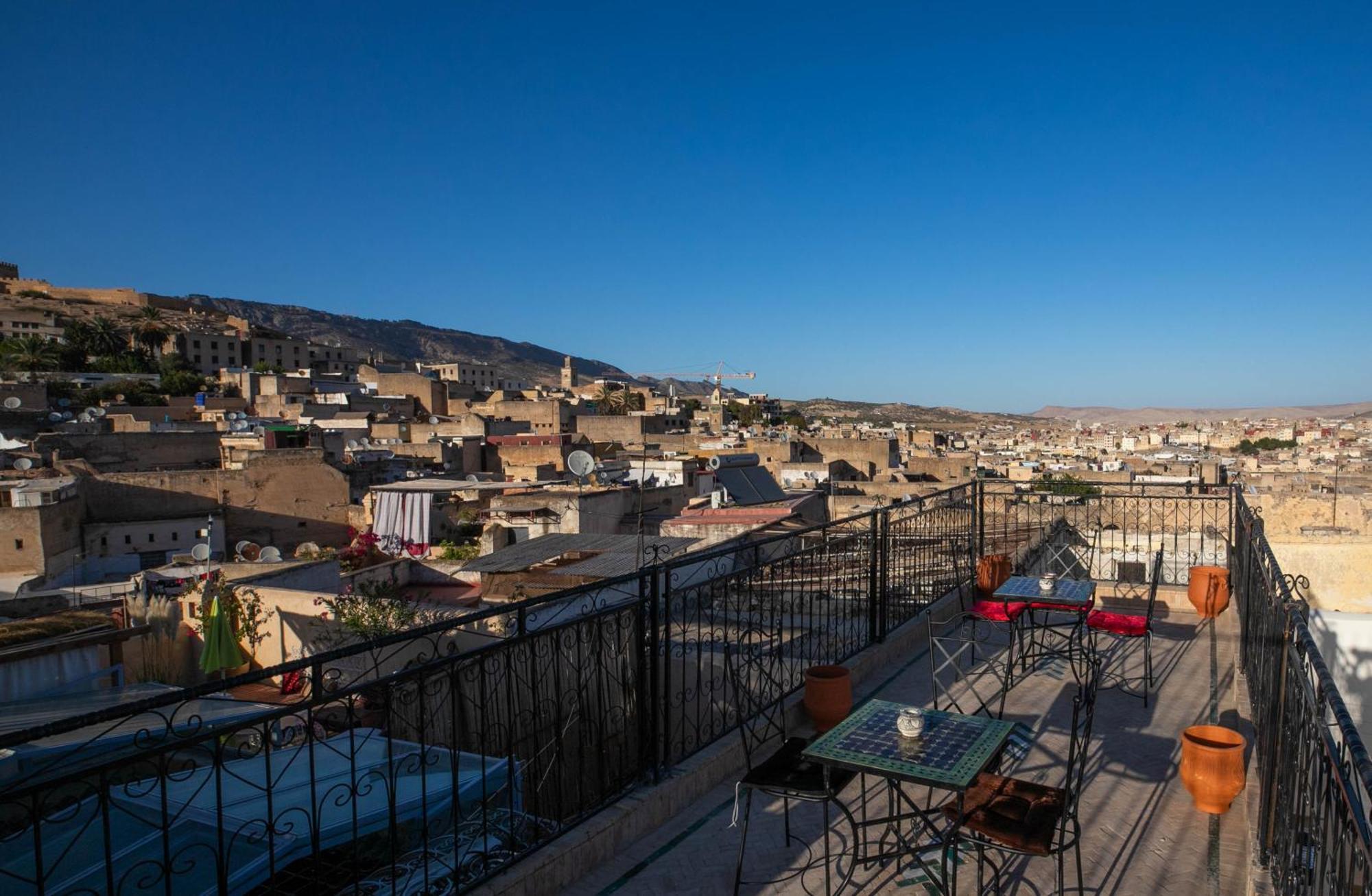 Riad Qamar Fez Luaran gambar