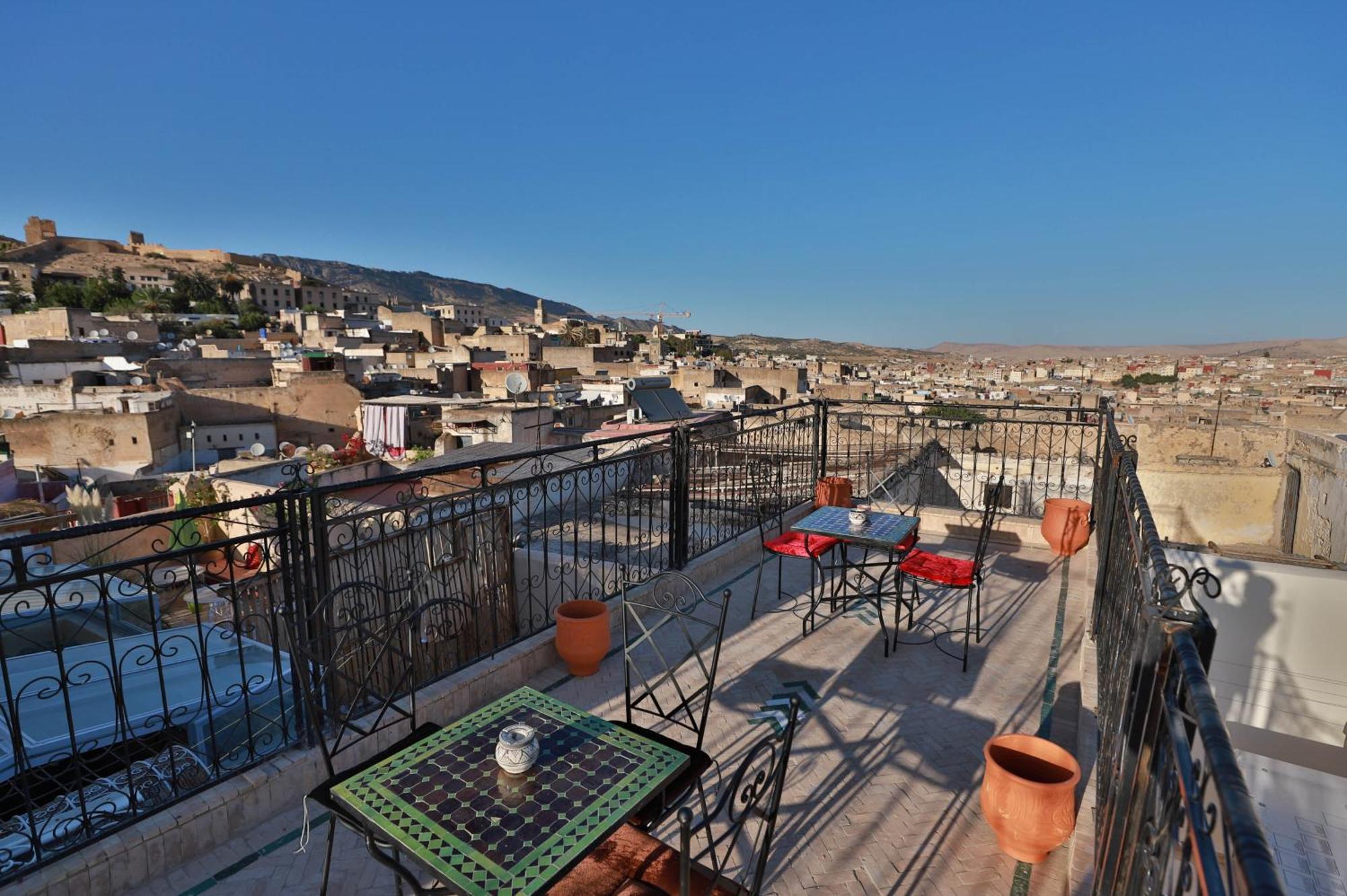 Riad Qamar Fez Luaran gambar