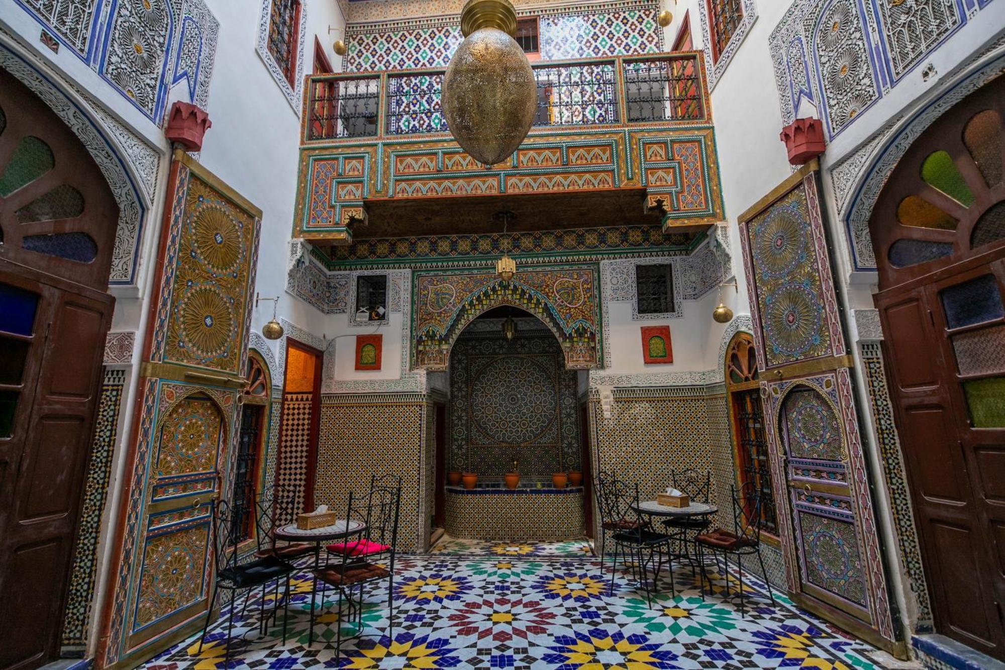 Riad Qamar Fez Luaran gambar